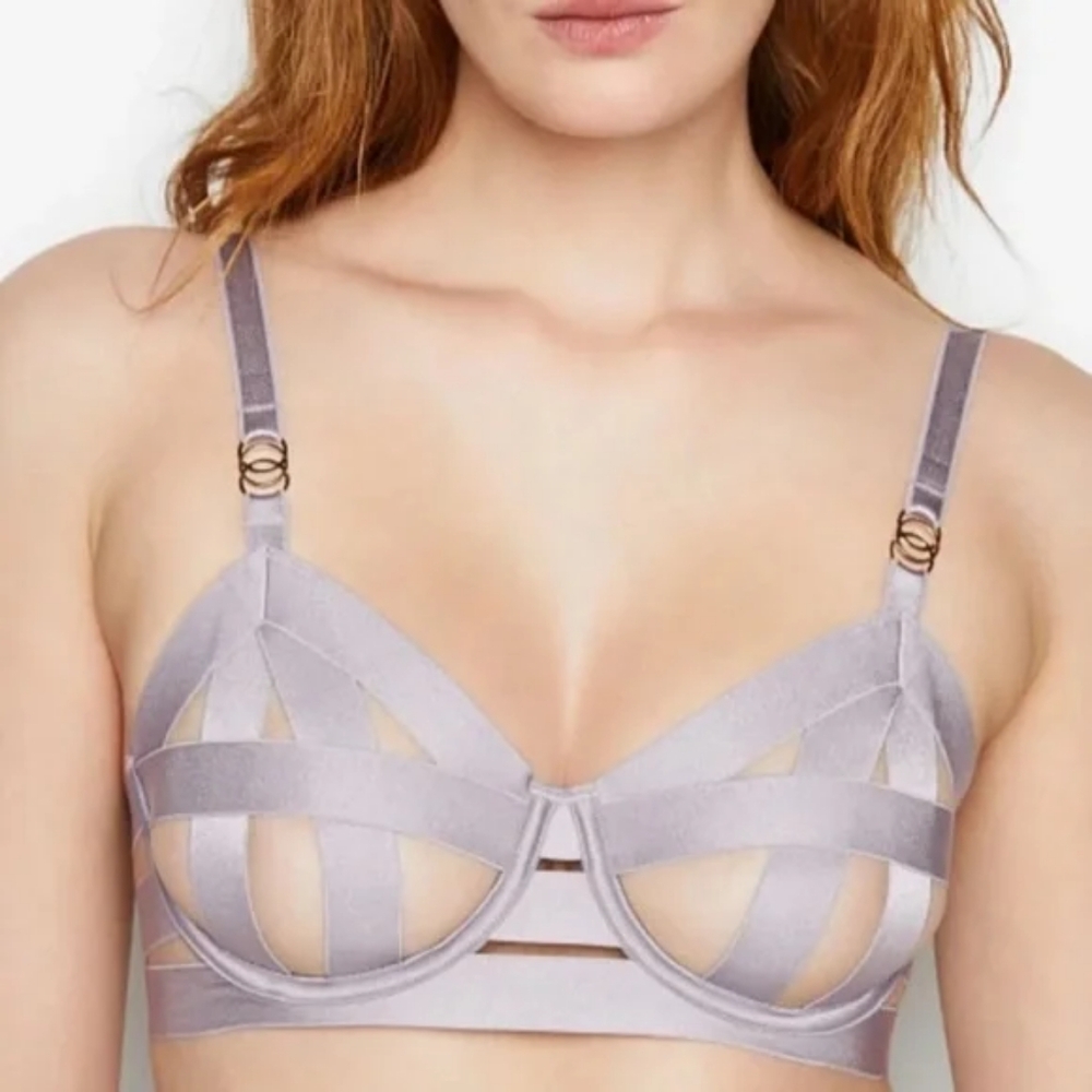 NWT Victoria’s Secret Luxe Silver Strappy Unlined Bra 32DDD